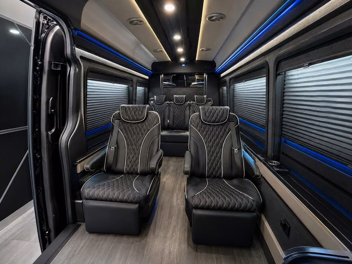 it s easy to book garland airport transportation for large groups and special events